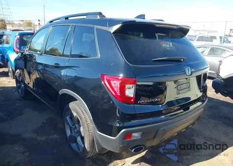 2019 Honda Passport Touring z USA, uszkodzony, nr VIN 5FNYF8H91KB028784